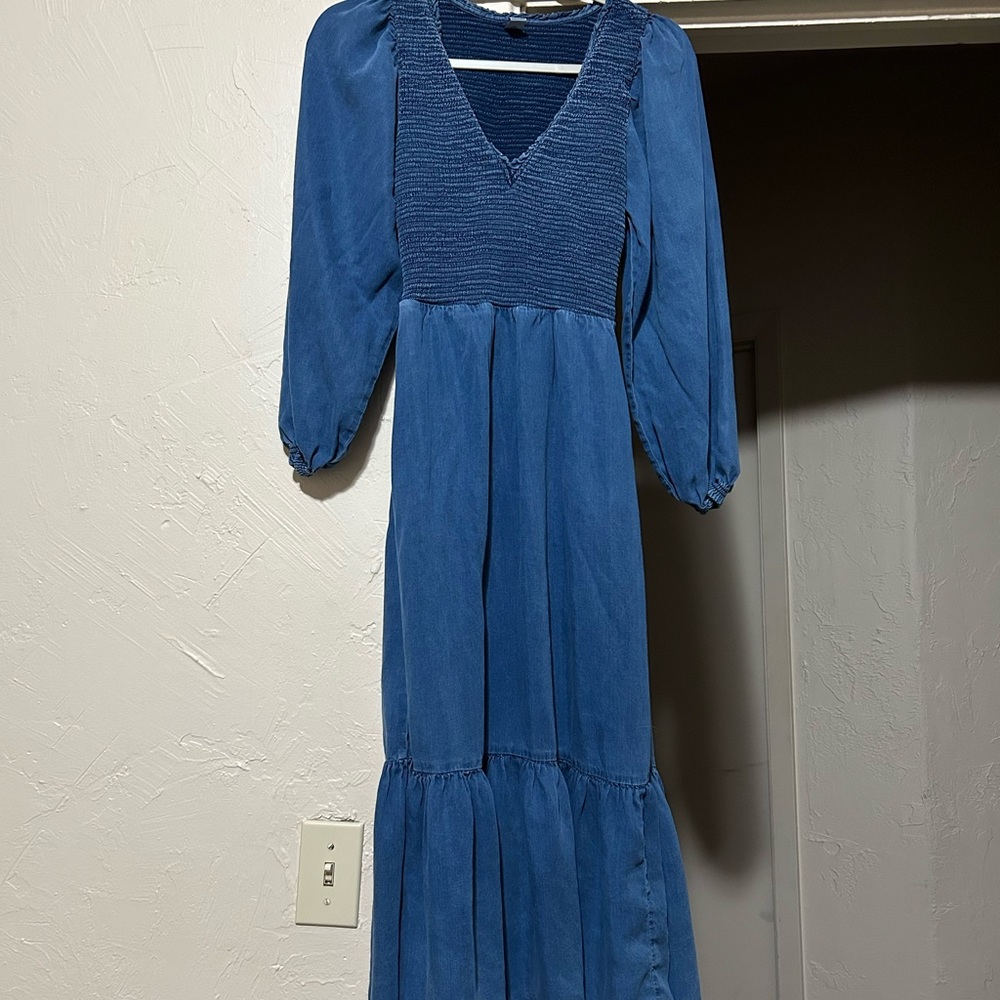 Old Navy blue midi dress